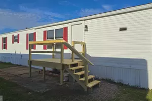 865 Cypress Ave, Spring City, PA 19475 - Photo 3