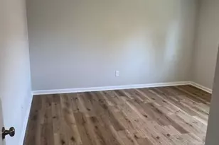 215 E Linden St, Kennett Square, PA 19348 - Photo 17