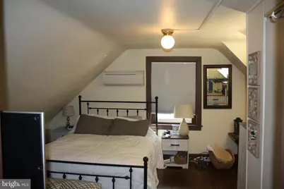 820 W Bridge Street, Phoenixville, PA 19460 - Photo 17