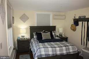 820 W Bridge St, Phoenixville, PA 19460 - Photo 9