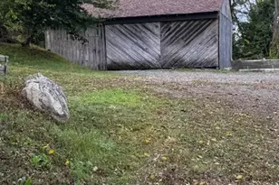 1050 Pike Springs Rd, Phoenixville, PA 19460 - Photo 3