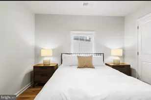 215 E Linden St, Kennett Square, PA 19348 - Photo 15