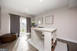 609 Metal St, Phoenixville, PA 19460 - Photo 35