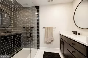 609 Metal St, Phoenixville, PA 19460 - Photo 37