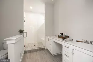 609 Metal St, Phoenixville, PA 19460 - Photo 27