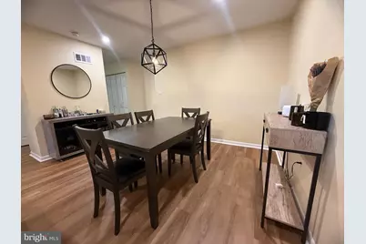 180 Valley Stream Circle, Chesterbrook, PA 19087 - Photo 5