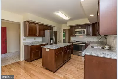 699 Inverness Drive #699, West Chester, PA 19380 - Photo 3