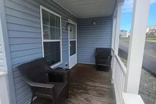 98 Erica Cir, Honey Brook, PA 19344 - Photo 3