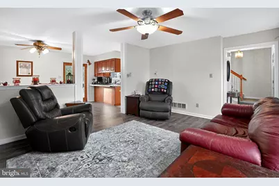 386 Loomis Avenue, Coatesville, PA 19320 - Photo 11