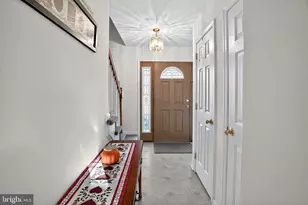 386 Loomis Ave, Coatesville, PA 19320 - Photo 3