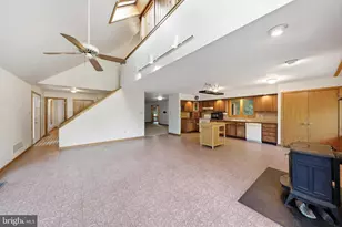 2 Carriage Ln, Chester Springs, PA 19425 - Photo 11