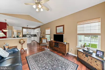 453 E Glenview Drive, West Grove, PA 19390 - Photo 15