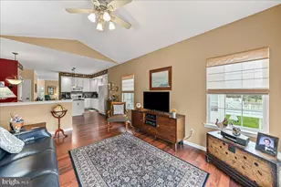 453 E Glenview Dr, West Grove, PA 19390 - Photo 15