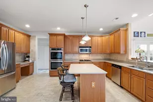 171 Candlewyck Dr, Avondale, PA 19311 - Photo 9