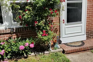 431 Broad St, Spring City, PA 19475 - Photo 5