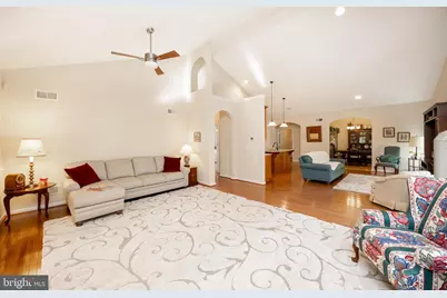 14 S Henley Drive, Avondale, PA 19311 - Photo 7