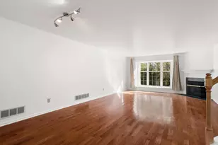 109 Driftwood Ln, Downingtown, PA 19335 - Photo 9