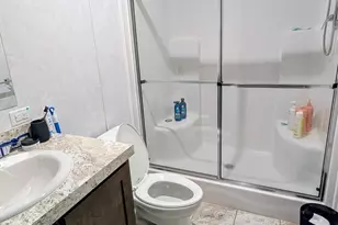 17 Glouster Ct, Coatesville, PA 19320 - Photo 5