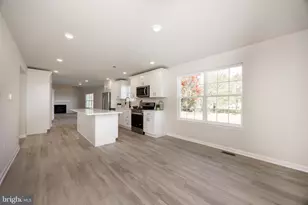 116 Cornwall Pl, Coatesville, PA 19320 - Photo 13