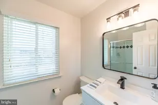 204 Camsten Ct, Chesterbrook, PA 19087 - Photo 39