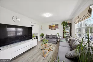 315 Oak Ln W, Exton, PA 19341 - Photo 3