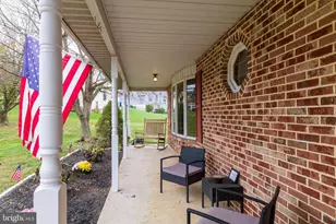 131 Highland Dr, Coatesville, PA 19320 - Photo 3