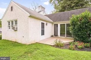 908 Lincoln Rd, Phoenixville, PA 19460 - Photo 3