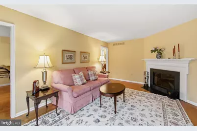 201 Penns Lane #201, Malvern, PA 19355 - Photo 9