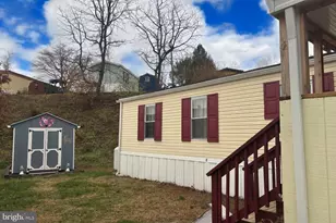 141 Penn Dr, Coatesville, PA 19320 - Photo 3