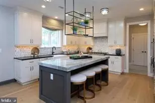 111 Lexington Mnr, Glenmoore, PA 19343 - Photo 3