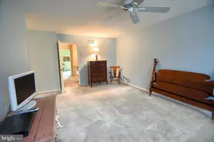 1304 Weatherstone Dr, Paoli, PA 19301 - Photo 17