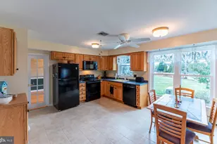 90 Bayberry Ln, Phoenixville, PA 19460 - Photo 15