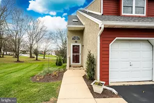 110 Fairfield Ct, West Chester, PA 19382 - Photo 3