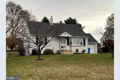 105 E 2nd Avenue, Parkesburg, PA 19365 - Photo 1