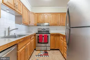 555 Summit House, West Chester, PA 19382 - Photo 11