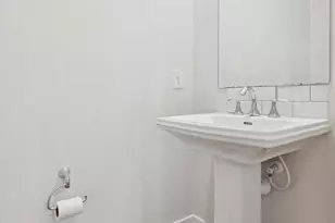 235 Red Leaf Ln, Exton, PA 19341 - Photo 7