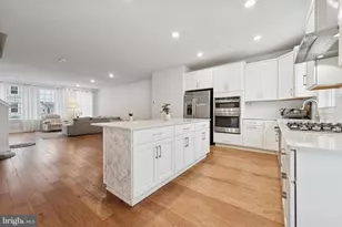 235 Red Leaf Ln, Exton, PA 19341 - Photo 9