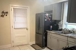 695 W Kings Hwy, Coatesville, PA 19320 - Photo 11