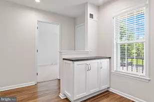 106 Valley Stream Cir, Chesterbrook, PA 19087 - Photo 5