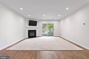 106 Valley Stream Cir, Chesterbrook, PA 19087 - Photo 9