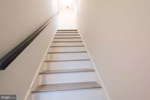 21 Manor Rd, Paoli, PA 19301 - Photo 19