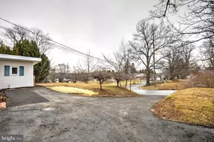 904 S Chester Rd, West Chester, PA 19382 - Photo 9