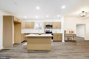 904 S Chester Rd, West Chester, PA 19382 - Photo 7