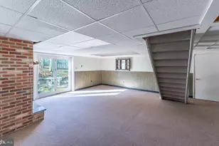 929 N Manor Rd, Honey Brook, PA 19344 - Photo 23