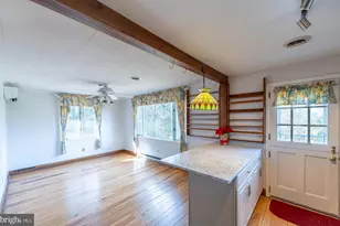 929 N Manor Rd, Honey Brook, PA 19344 - Photo 7