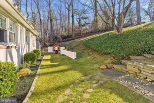 852 W Miner St, West Chester, PA 19382 - Photo 35