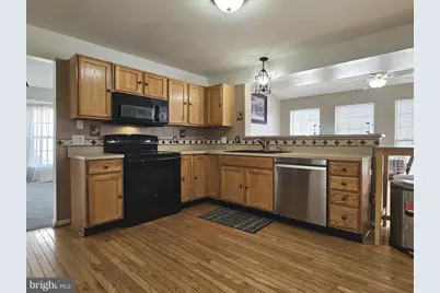 308 Flagstone Circle, Coatesville, PA 19320 - Photo 3