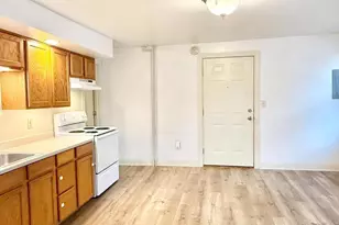 26 N Main St, Spring City, PA 19475 - Photo 3