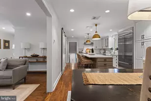 131 Sugartown Rd, Devon, PA 19333 - Photo 13