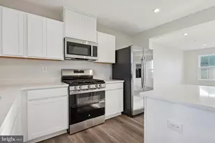 15 Rose Gln Ct, Coatesville, PA 19320 - Photo 3